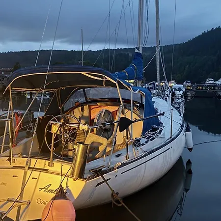 Båthotell Amelia